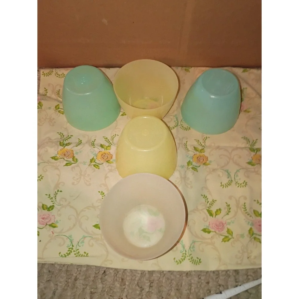 VTG 50's‎ 60's Tupperware Refrigerator Bowls #148 Pastels 5 pack without lids